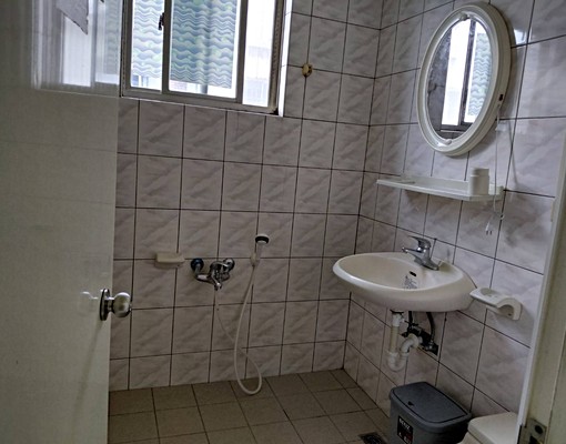 真理大學*對面*新民街*電梯希有套房*6樓*便宜*安靜*** - Image 4