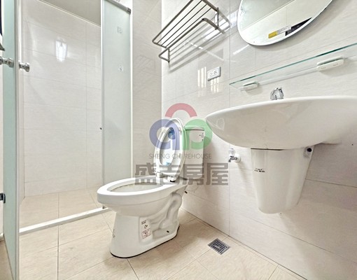 世貿東海~全新家具家電，可租補電梯套房 - Image 8