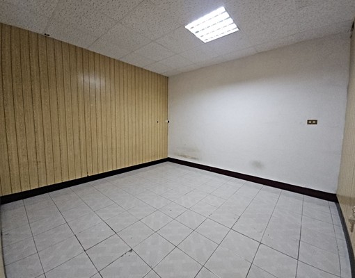 益民路二段透天店面 - Image 5