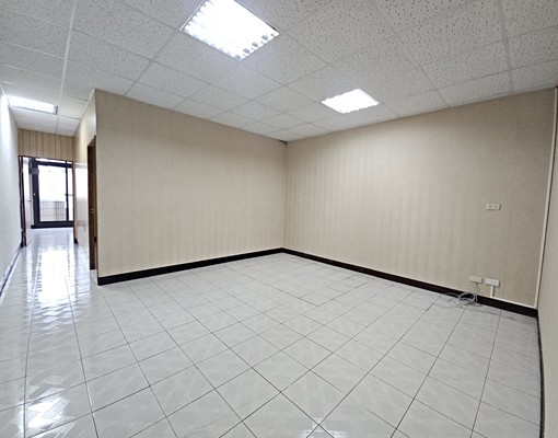 益民路二段透天店面 - Image 8