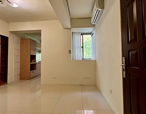 美術館溫馨採光房 - Image 1