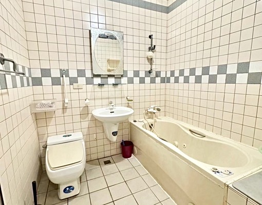 超稀有✨大竹市區✨3代同堂~車庫透天~近市場,超市 - Image 12