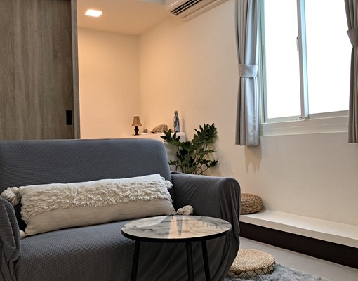 捷運江子翠三分鐘|通風明亮套房|限女性 - Image 2