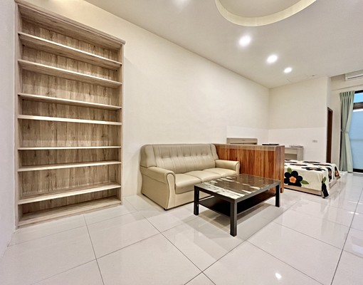 🔥獨立大套房👍近好市多✨獨洗曬陽台👍流理臺🥰系統櫃 - Image 2