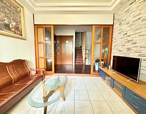 🌸獨家🌸大竹市區~3代同堂~5房透天👍👍 - Image 1