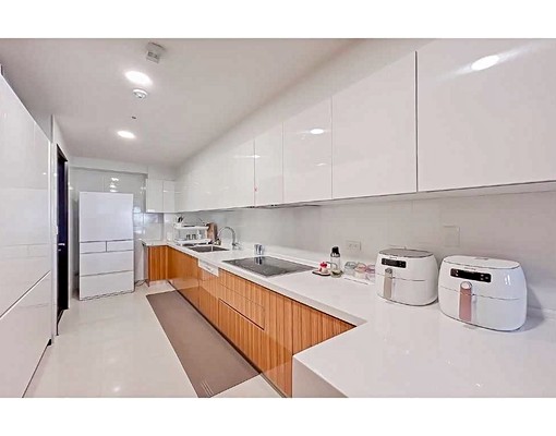 西屯【中港層峰】四改三房｜高樓層視野戶｜雙平車🔥全配 - Image 13