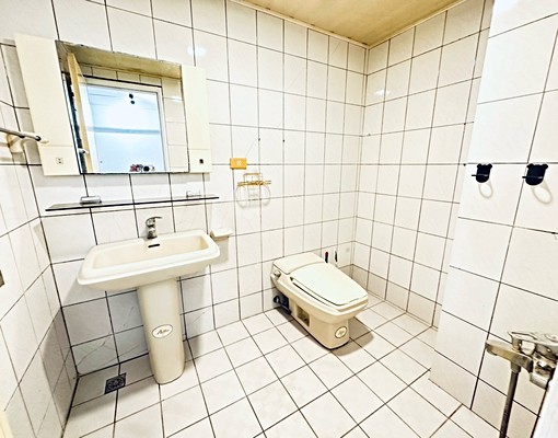 台中市西區超大套房近美術館 - Image 8