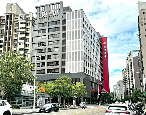 太平👑新光市醫特區👑破百坪臨路電梯店住 - Image 10