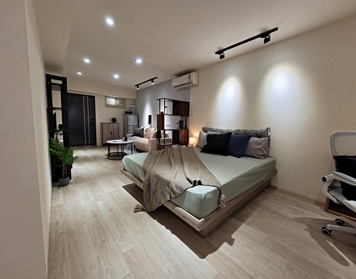 一中商圈旁✨高質感套房|可租補|家電齊全、立即入住|洗脫烘 - Image 1