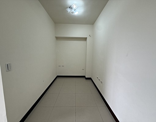 A19捷運站🌷樺龍上府2+1房車位景觀超好含車含管 - Image 4