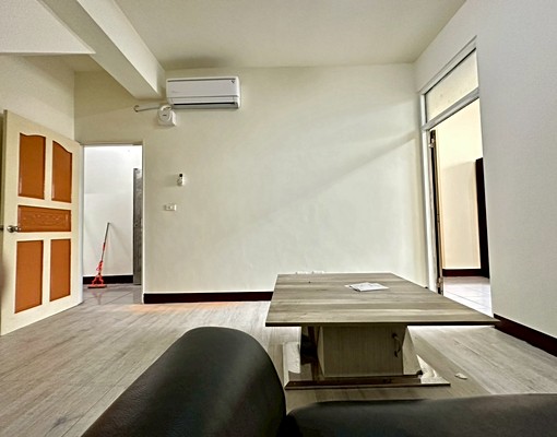 烏日明道商圈透天分層出租一層有兩房一廳一衛 - Image 8