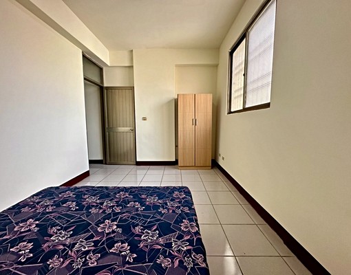 烏日明道商圈透天分層出租一層有兩房一廳一衛 - Image 16