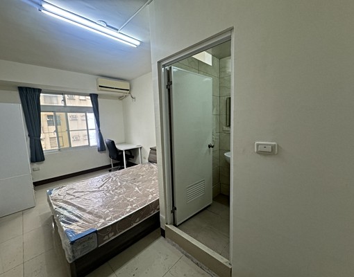 三多sogo旁美套房 - Image 1