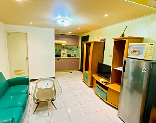 挑高套房面中庭安靜可炊溫馨舒適可租補 - Image 12