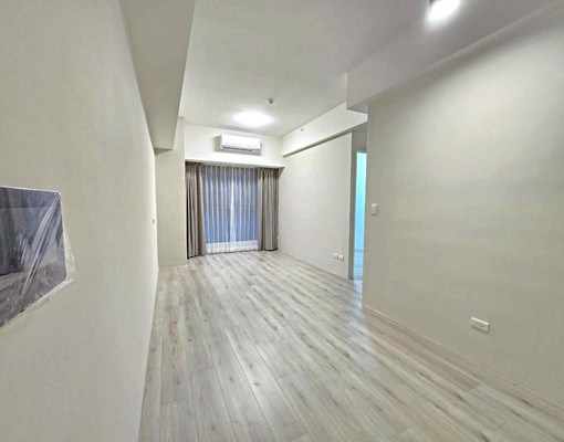 ✅高鐵只要5分鐘/高鐵/華泰名品城！✨採光超好~傢俱電都可談 - Image 2