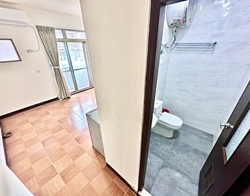 🏠可以補助❤️大遠百新光三越🔥陽台衛浴開窗超大空間 - Image 3