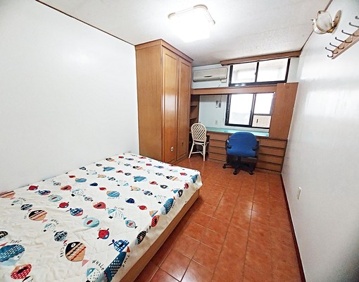 可租補.近台南藝術大學.台水台電計價.傢俱齊全 - Image 1