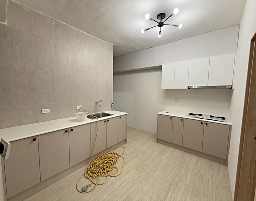 【永康大橋開元商圈】可寵可租補.整新空間.台水台電 - Image 1