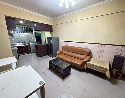 七七嚴選🐰萬壽路上/🐰免仲/社宅🐰兩房🐰低樓層 - Image 1