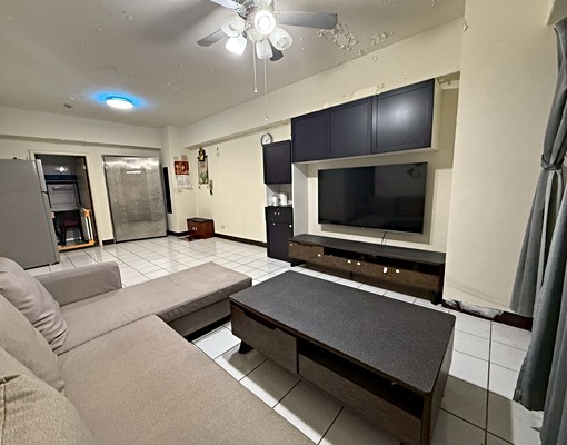 🏡 全新整修｜國安國小正對面大三房｜含家電＋低管理費可租補 - Image 1