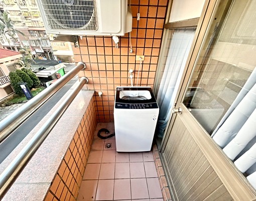 北區便宜電梯套房陽台獨洗曬台水電 - Image 3