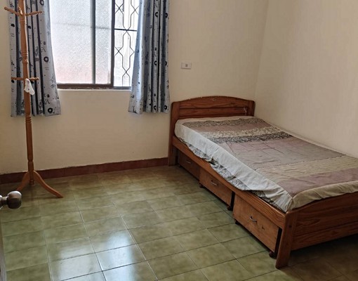 室內停汽車小東路307巷18弄近夢時代成大醫院後甲國中兵仔 - Image 7