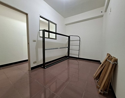 可租補入戶籍、自強路一段~透天1-3樓４房~中正堂旁近 - Image 13