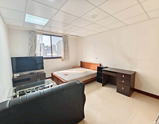 大套房✨共洗共烘衣✨大空地可停機車✨子母車✨近四張犁✨可租補 - Image 1