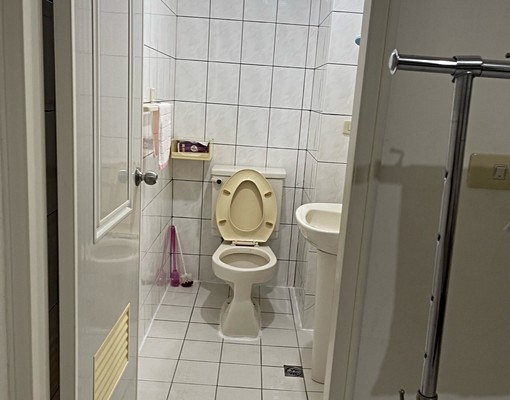 鄰近府中板橋站/獨立衛浴/傢俱全/限女性/含水電 - Image 2