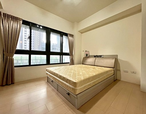 市政府捷運站⭐️市政LV⭐️全配三房平車‼️含車含管‼️ - Image 6