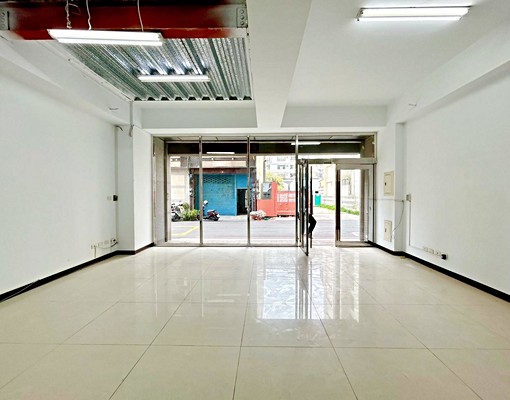 竹北火車站黃金店面|屋主誠租|雙車位 - Image 6