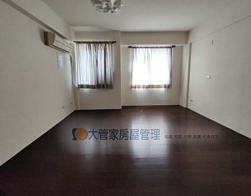 租學區.透天採光佳附裝潢.車庫 - Image 7