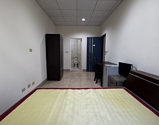 博愛街得正旁電梯美套房｜採光佳生活機能超強 - Image 2