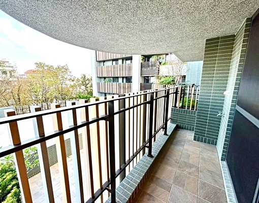 南屯八期全新四房雙平面連號大車位/可租補 - Image 3