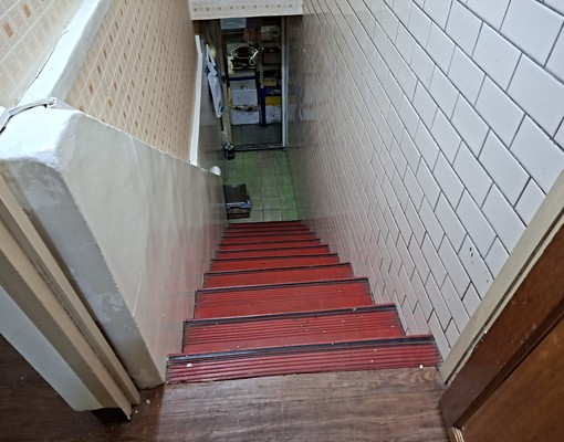 免仲費溪尾街366巷Ｘ號2+3樓40坪 - Image 4