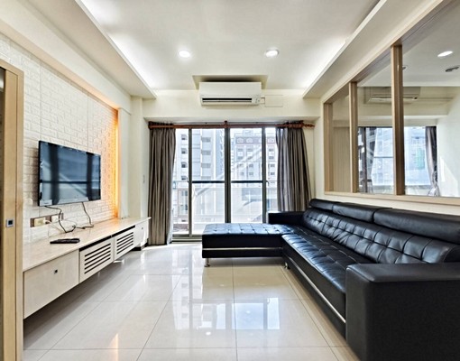 【捷運城品】巨蛋捷運站前溫馨美3房附車位|可租補 - Image 1