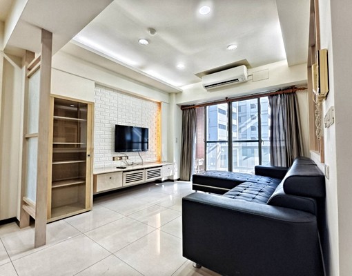 【捷運城品】巨蛋捷運站前溫馨美3房附車位|可租補 - Image 2