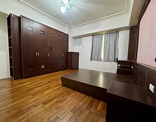 鄰近德賢商圈~都會捷運站~3+1房~平車~室內空間超大 - Image 3