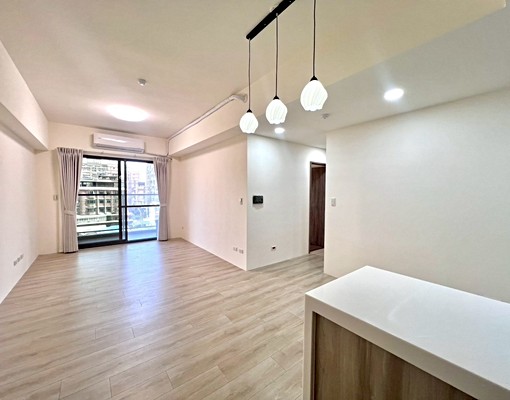 潭子|御景莊園全新三房含管含平車可租補 - Image 1