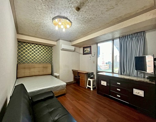 可租補｜有流理臺｜入門玄關｜室內9坪套房含管 - Image 2