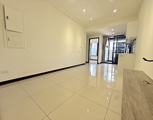 青埔A19．家俱可談．明日朗朗兩房車 - Image 1