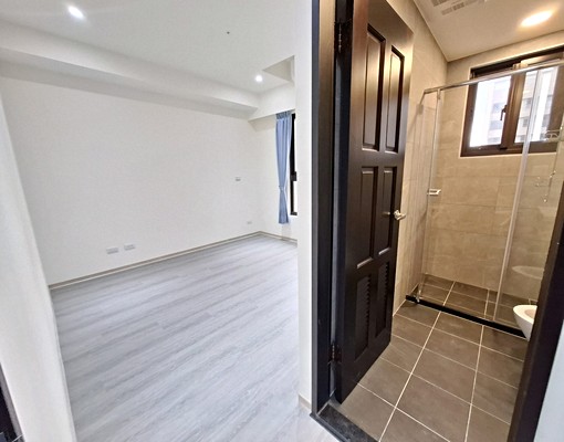 近大全聯❤️含管含車位❤️全新三房可小寵 - Image 6