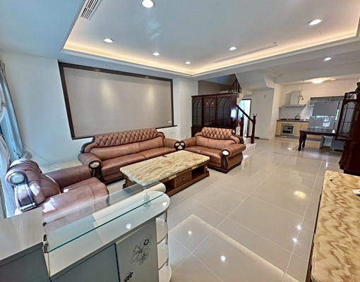 近Costco🌿整棟奢境別墅💫附浴缸💫管理員💫雙平車 - Image 2