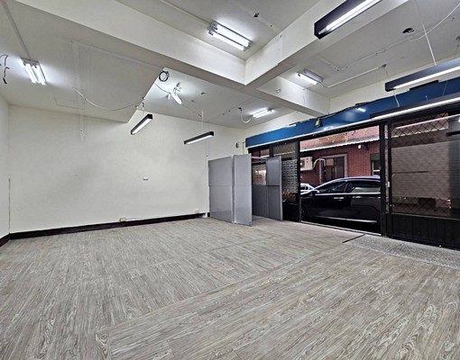 板橋中正路商圈大空間一樓好停車 - Image 1