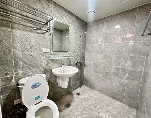 	[租]森泳大地近捷運美美（有家具電）三房平車 - Image 11