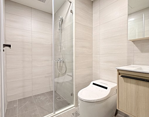 河堤世界/全新裝潢2房/附部分家具電/平面車位另計 - Image 7