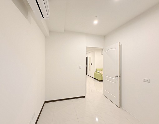 河堤世界/全新裝潢2房/附部分家具電/可租補 - Image 6