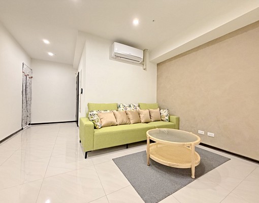 河堤世界/全新裝潢2房/附部分家具電/可租補 - Image 1