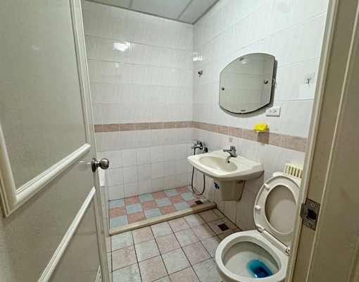 租-超級贏家三房+車位~住商靖華 - Image 8