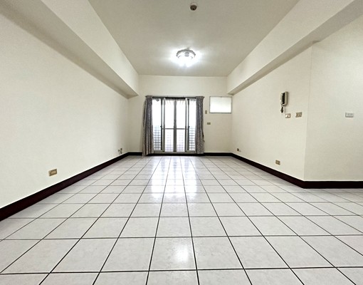 可租補|大四房主附約36坪|近中科榮總東海福科商圈 - Image 1